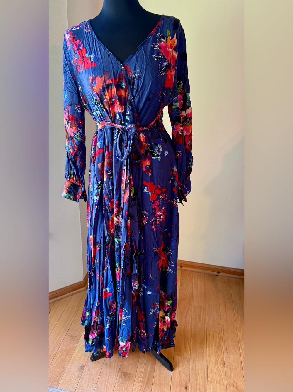 JODIFL Navy Blue Floral Wrap Maxi Dress with Red & Pink Accents Size L